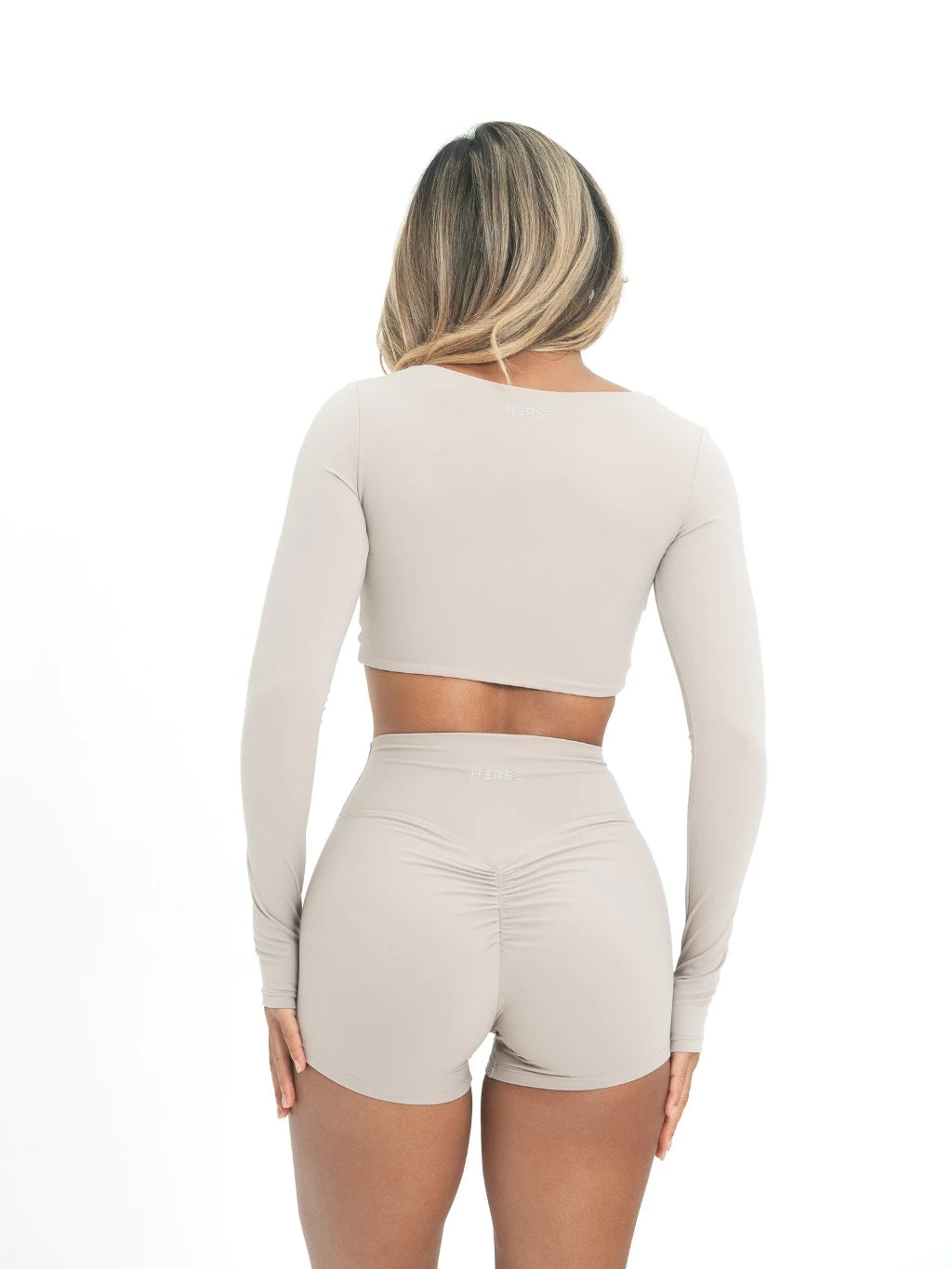 Joy Scrunch Shorts 4"