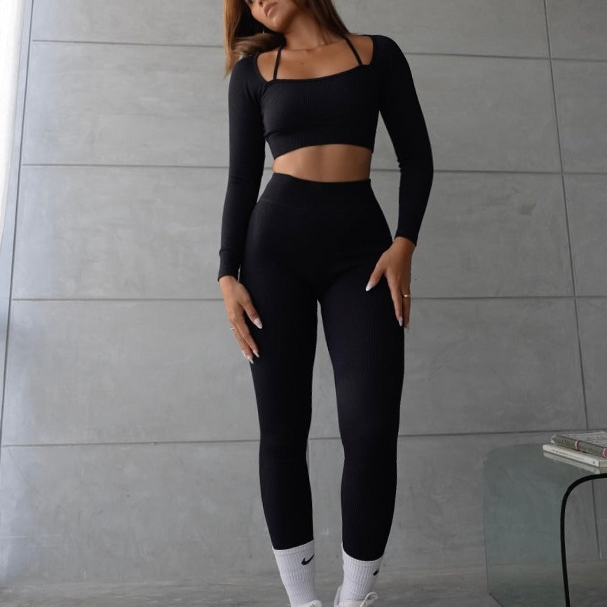 Ribbed Icon Long Sleeve Crop Top in Black